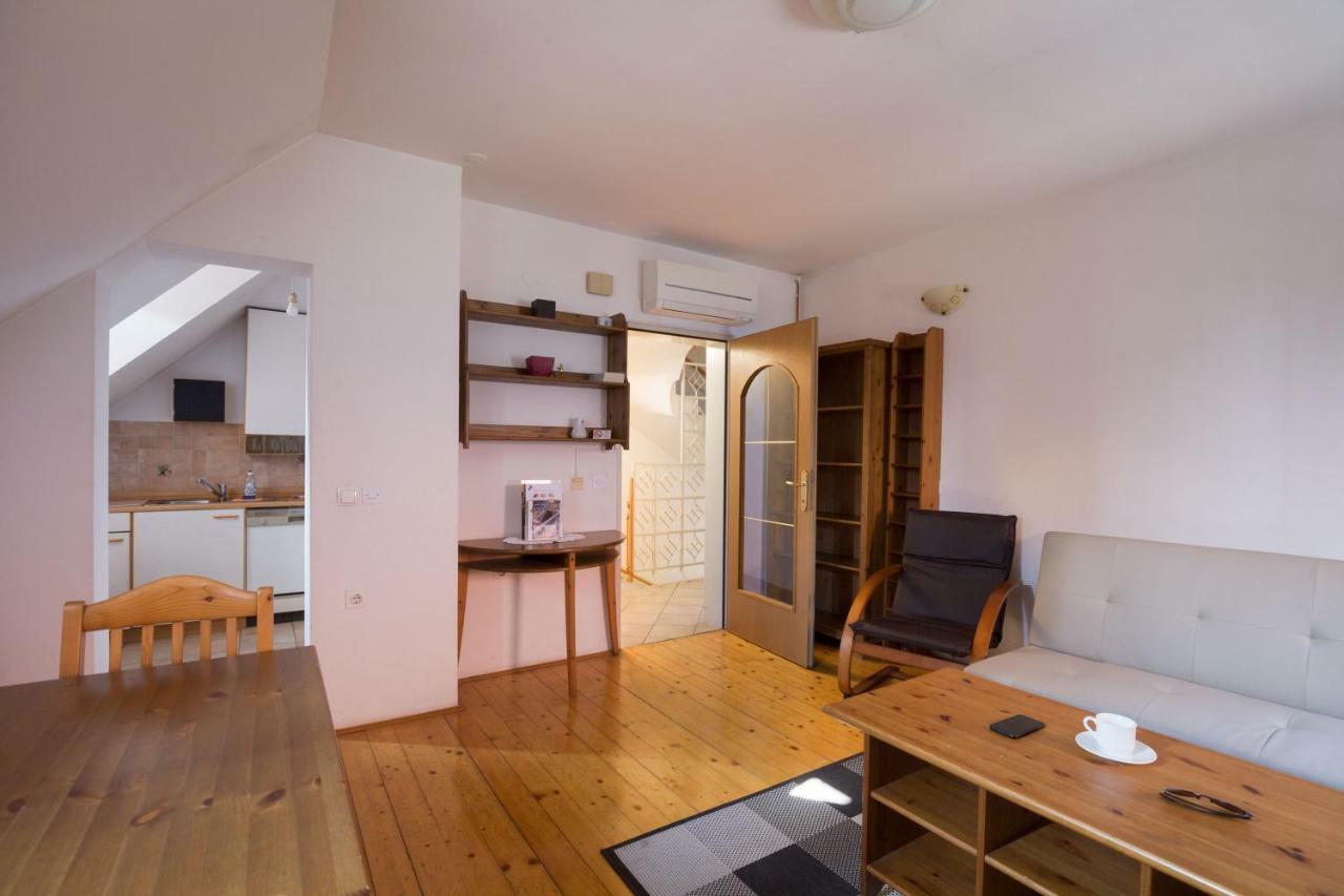 Spacious 2-Bedroom Apartment Zabjak With Ac Tour As Ljubljana Exteriör bild